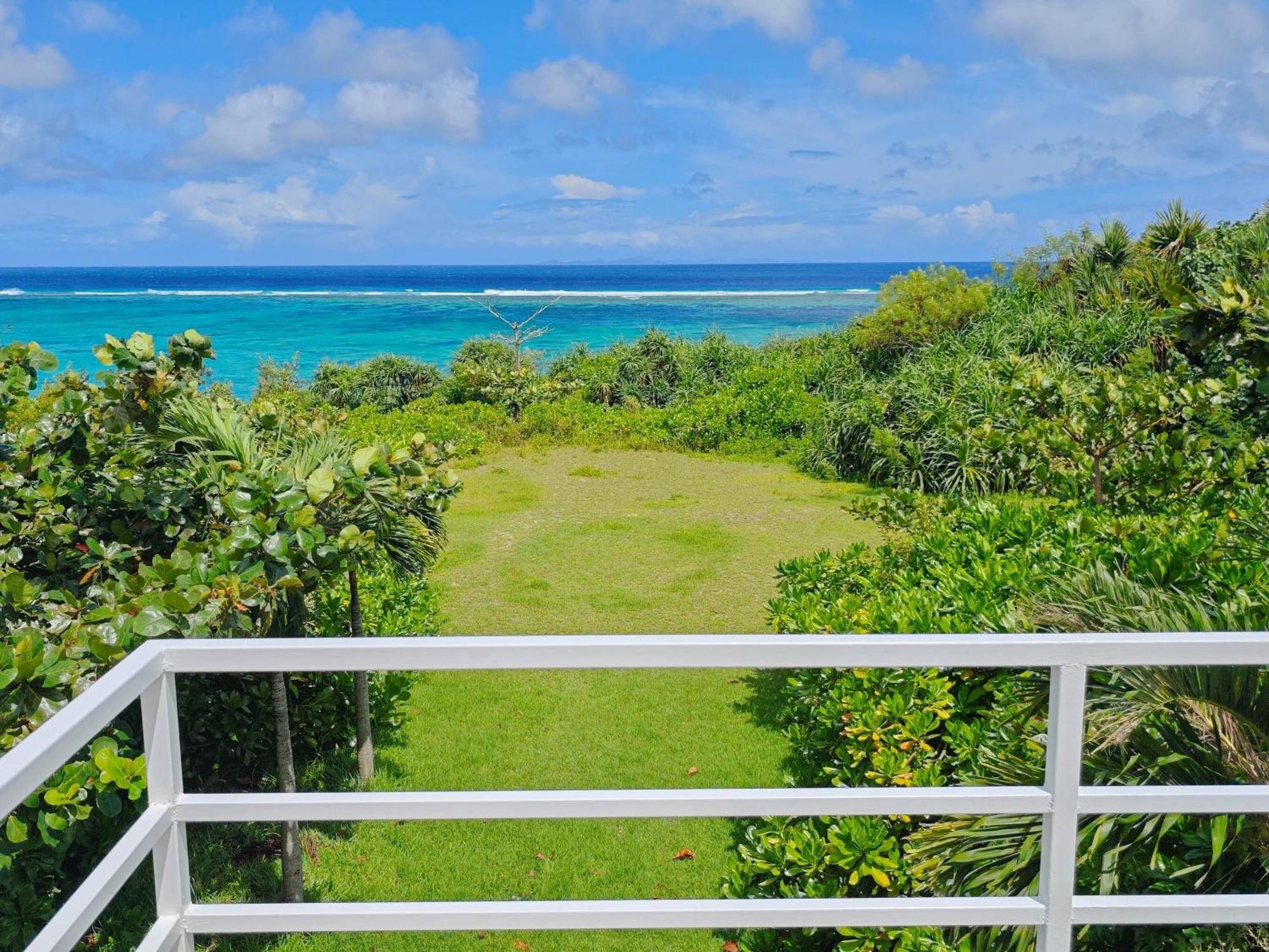 Nagahama Beach Resort Kanon Nakijin Camera foto